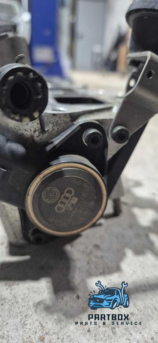 Горивна рейка Golf 5 1.6 FSI