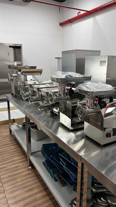 Мясорубка профессиональная, пила для мяса,слайсер, овощерезка для кафе