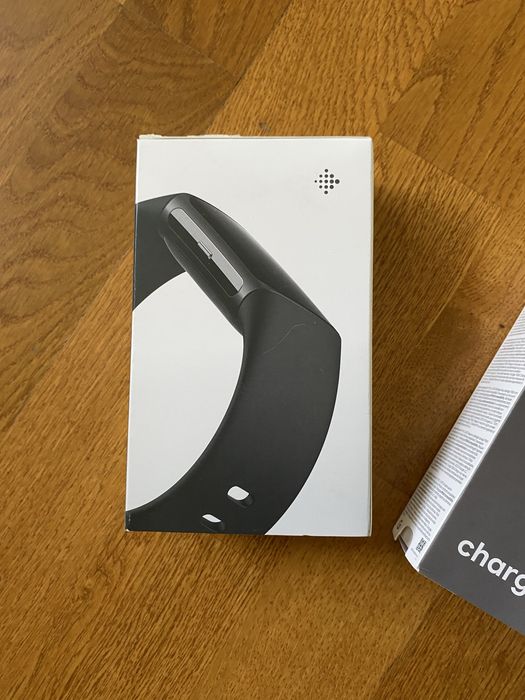 Vand Bratara fitness Fitbit Charge 6.Nou Sigilat !!
