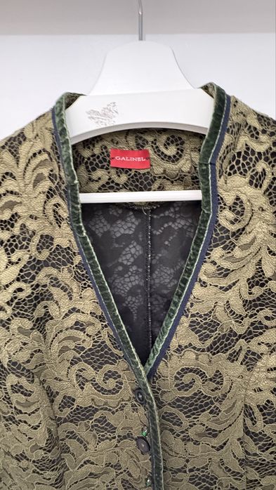 Дизайнерски елек Armani/Galinel р-р 48 ново