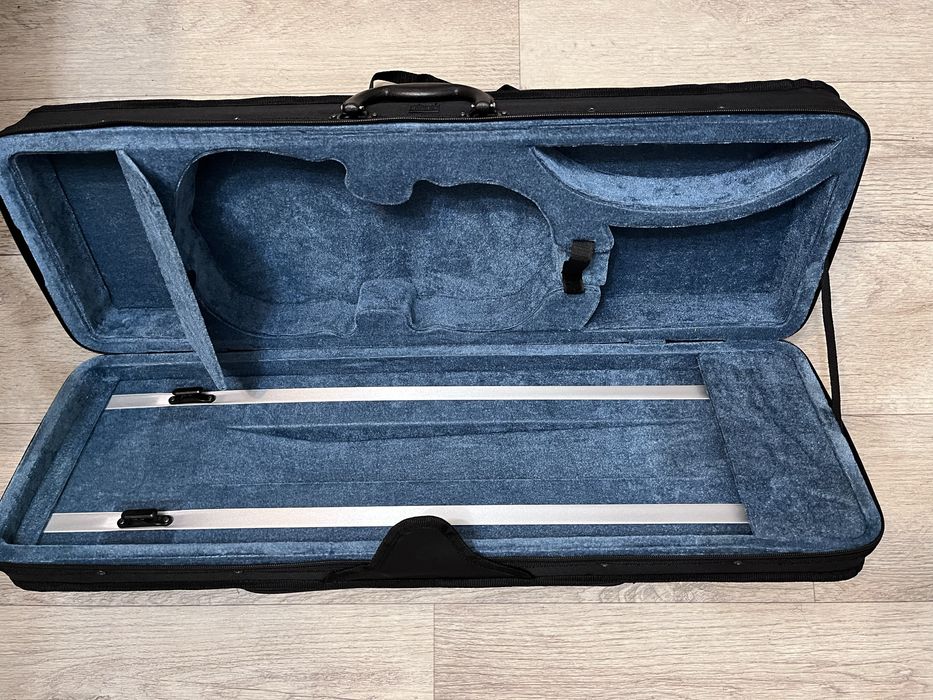 Продам чехол для скрипки