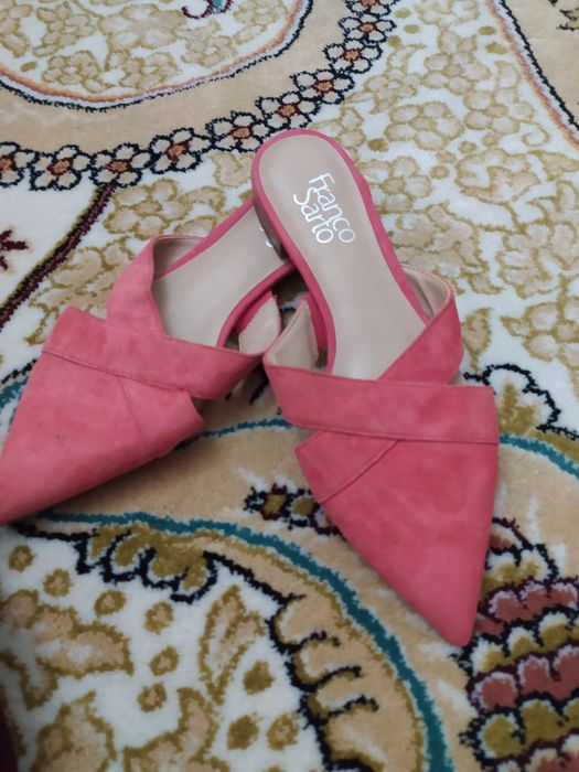 Oyoq kiyimlar sotaman