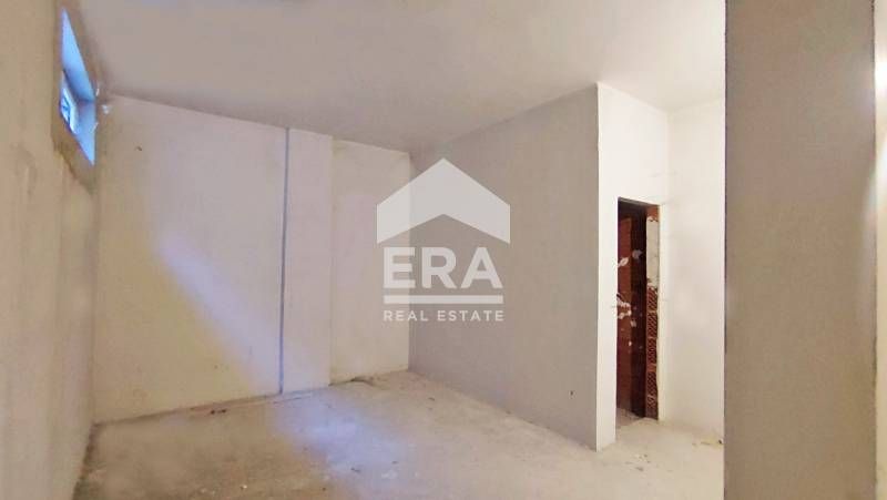 Ексклузивно! Търговско помещение в центъра на Благоевград!