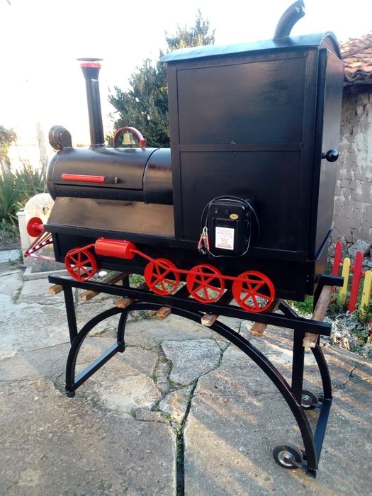 Влак 4в1 пушилня, грил, барбекю и пици