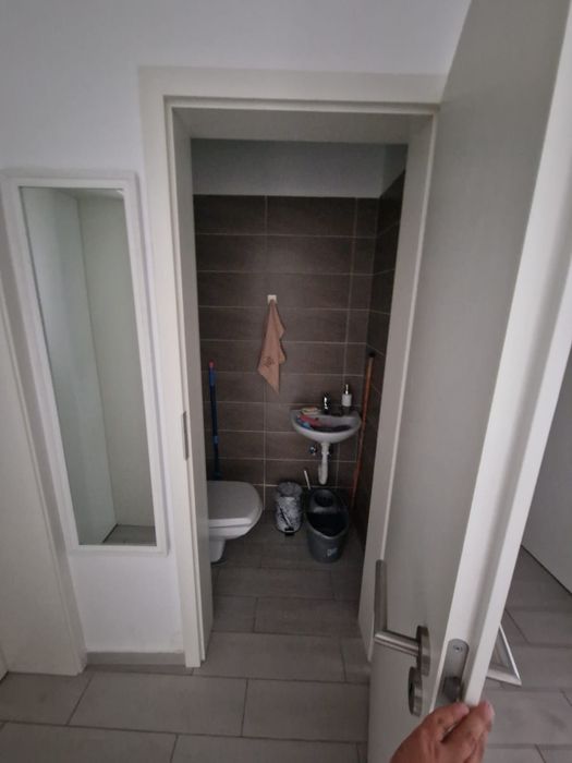 Închiriez apartament cu 3camere