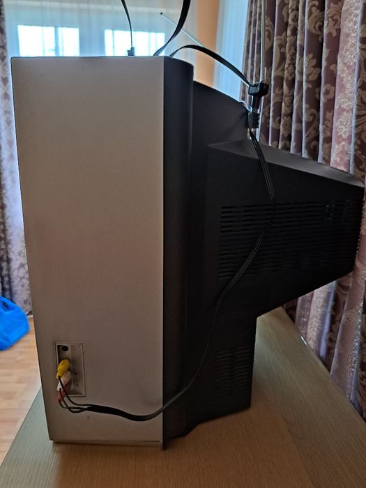 Телевизор с кинескоп LG