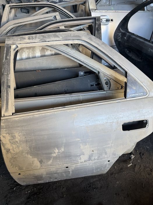 Дверь мерседес w210 w202 w140