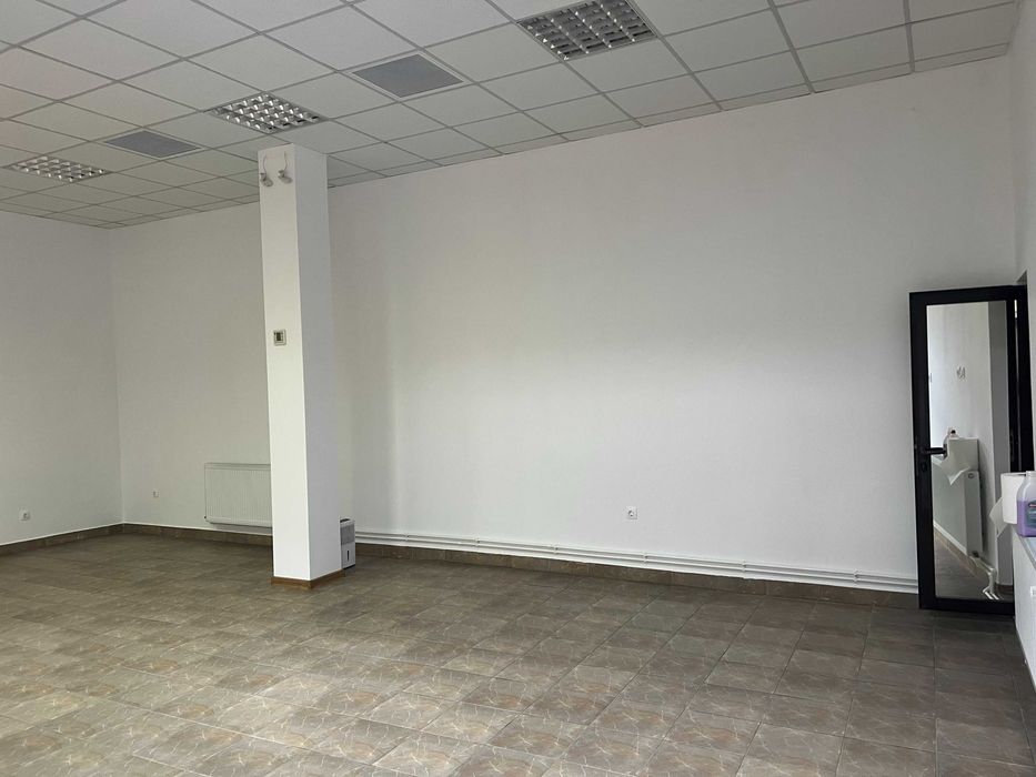 Inchiriez spatiu comercial Tiglina I