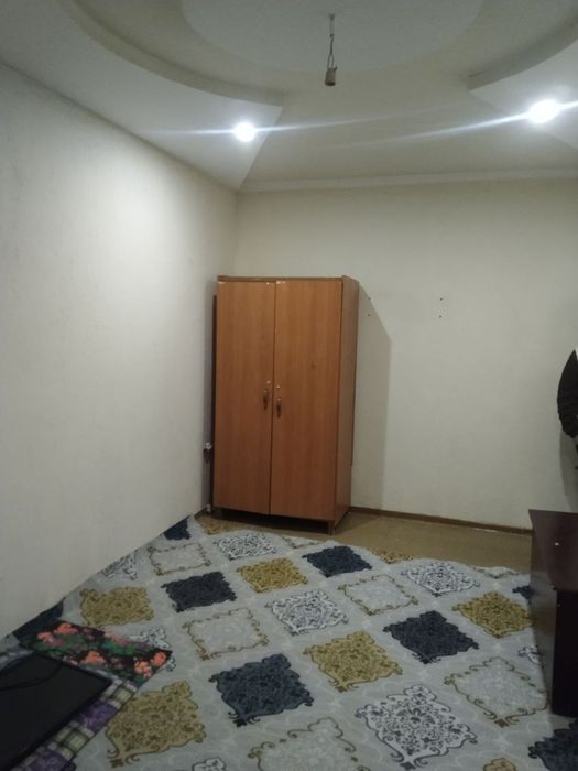 Чирчик шахар 
10-микрораён 
#1-хона 5-етаж 2х3 балкони бор 
 кварти