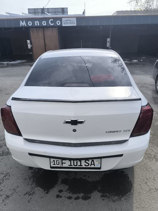 Срочно продам машину