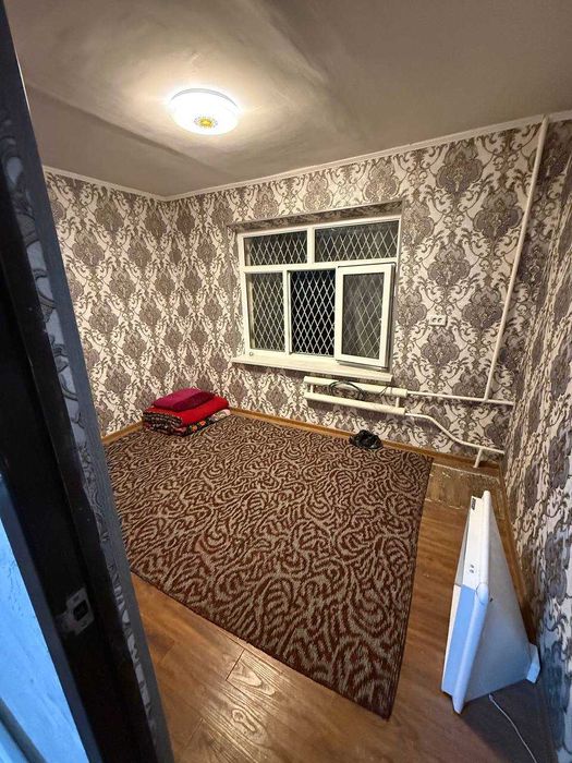 Мирабадский р. Рядом американский школы