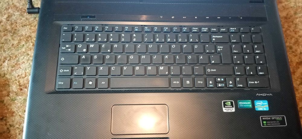 Продавам Лап топ medion