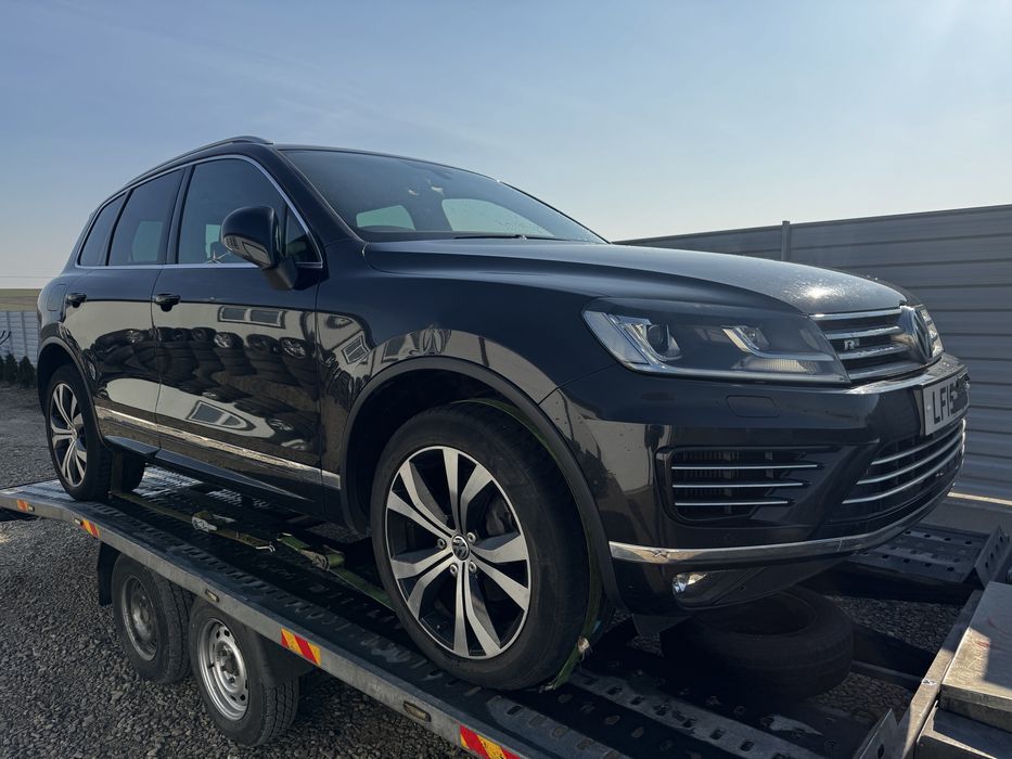 Dezmembrez Touareg 7p facelift 3.0 tdi cvv euro 6 r line plafon negru
