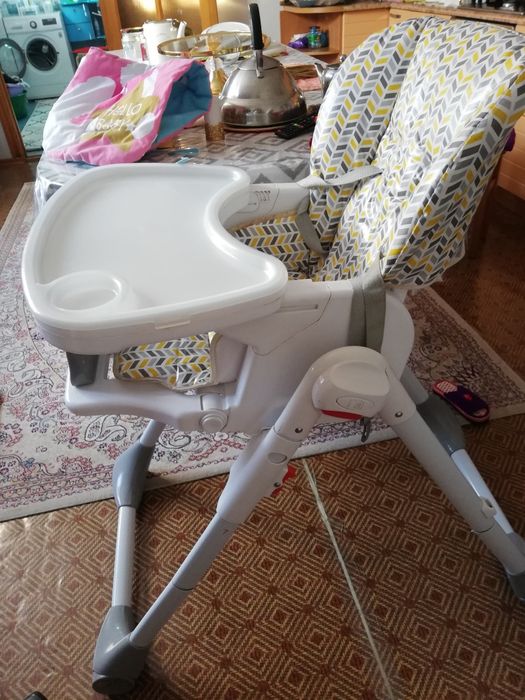 Столик для кормления