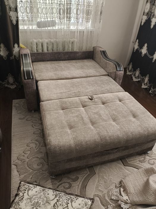 Мягкой мебель,  диванчик