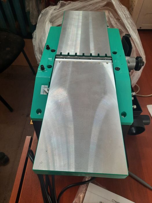 Продам станок деревообрабатывающий