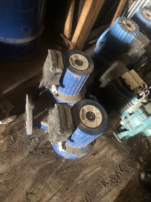 НОВЫЙ водяной насос 15квт. Suv Nasos 240m.kub yangi.