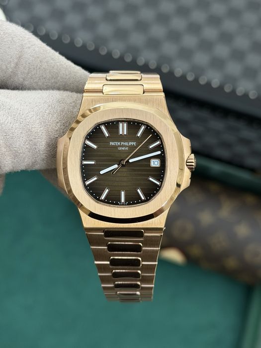 Patek Philippe Nautilus – Rose Gold, Chocolate Dial
