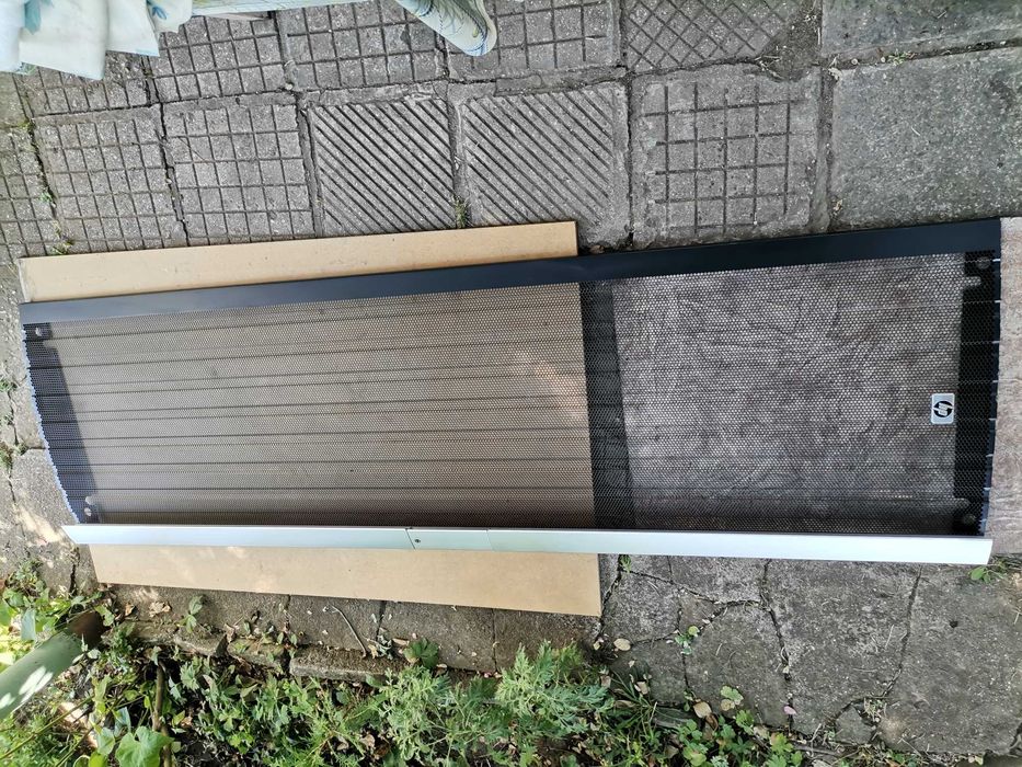 Врата за сървърен шкаф