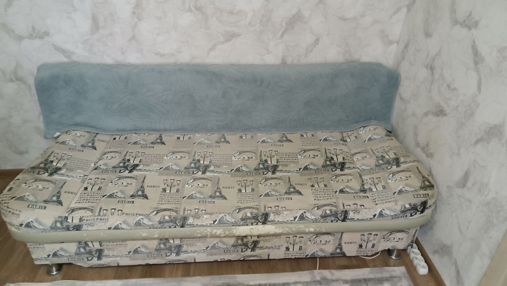 Тахта, отдам бесплатно