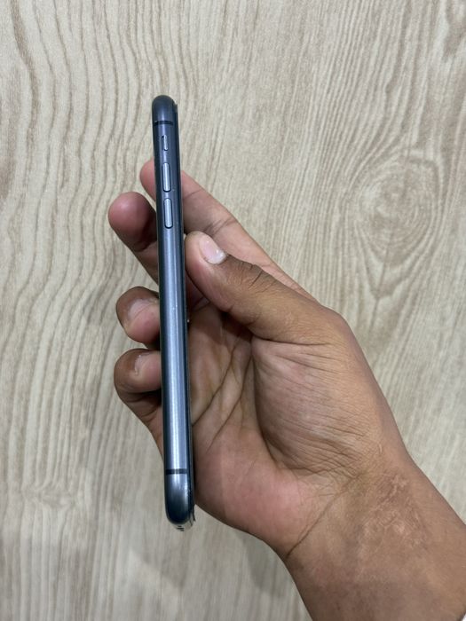 Iphone 11 sotiladi