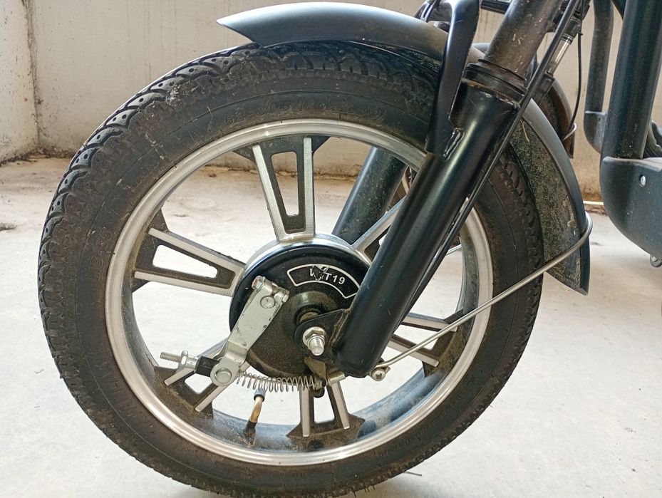 De vānzare 2 biciclete electrice  Volta Vsm ,cu pedale.