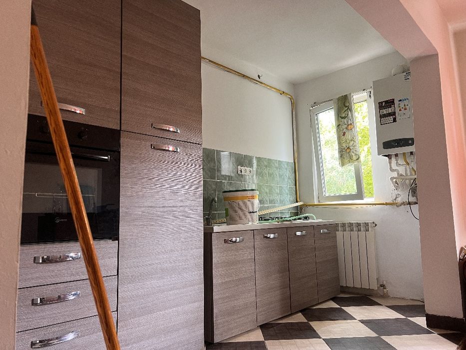 Apartament 2camere la  s2 etaj 2