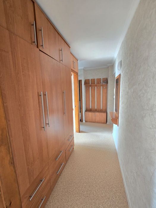 2хкомн квартира,342квартал ,Апрель