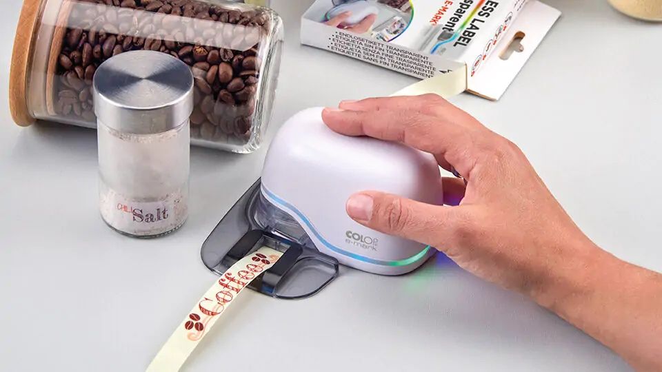 Mобилен и удобен за работа принтер E-mark с размер на длан