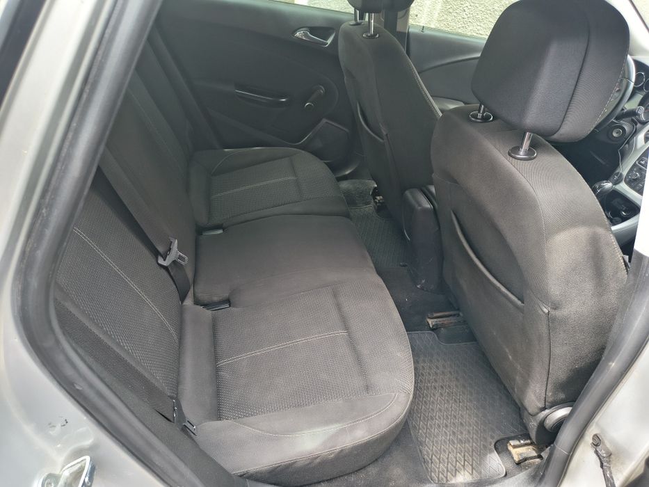Opel Astra J 1.7 CDTI 131 cp