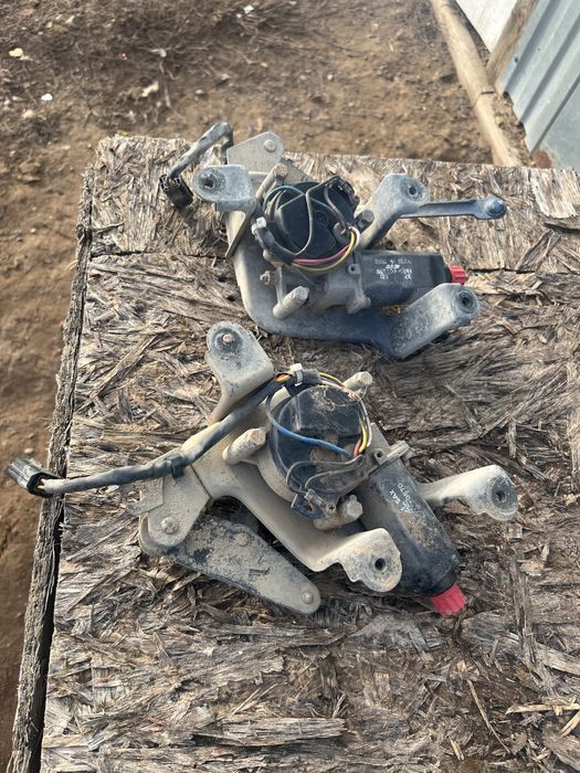 Продам запчасти на авто  мазда