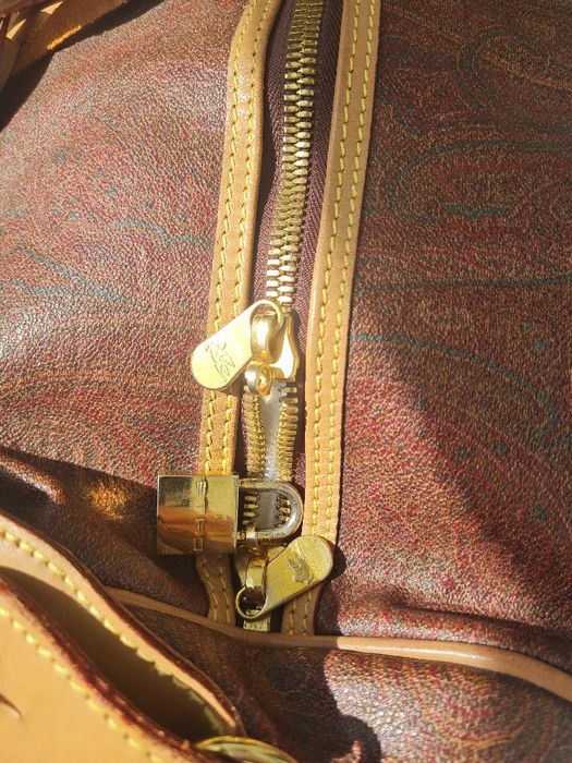 Продавам Марков Италиански кожен сак"ETRO"