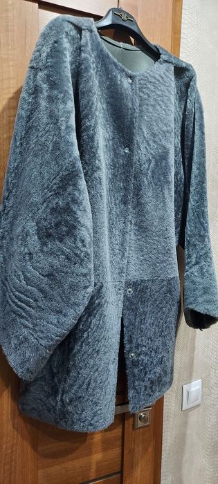 Продам модную дубленку.