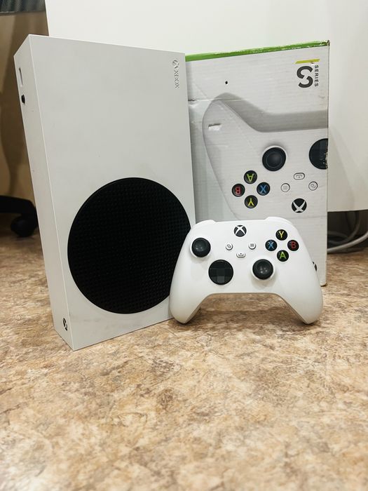 Продам Xbox series S 512g