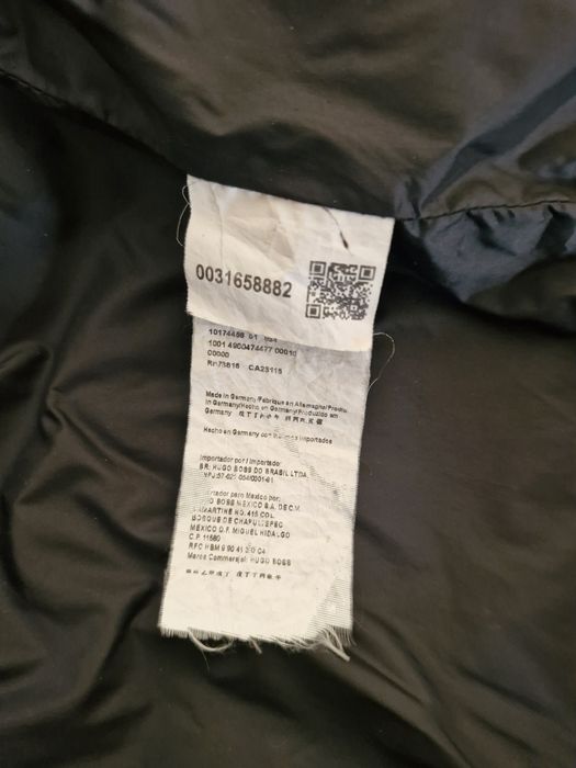 Продам жилетку BOSS