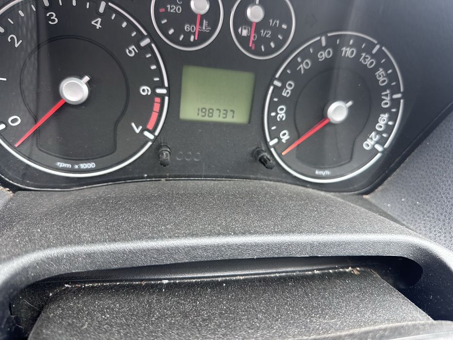 Vind Ford Fiesta
