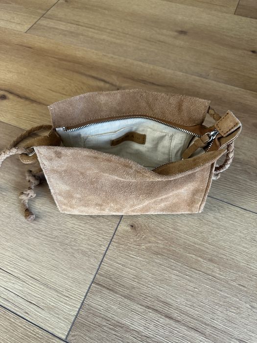 Дамска чанта естествена кожа