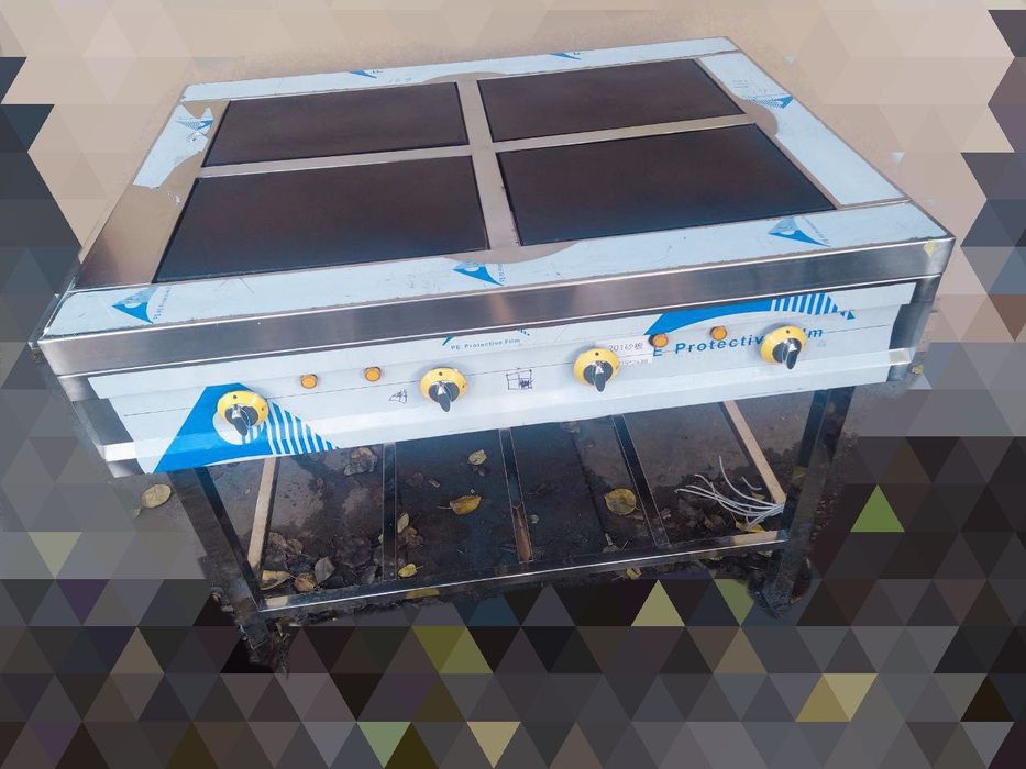 4 конфорочная плиты