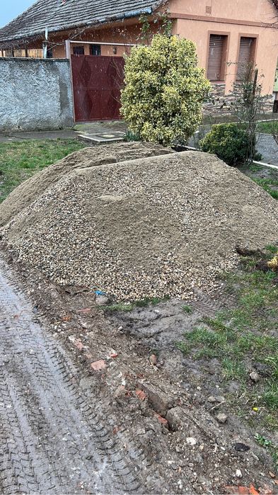 transport  nisip piatra amestec balastru pământ moloz