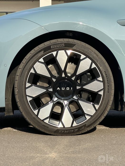 AUDI E5 Sportback Flagship quattro AWD