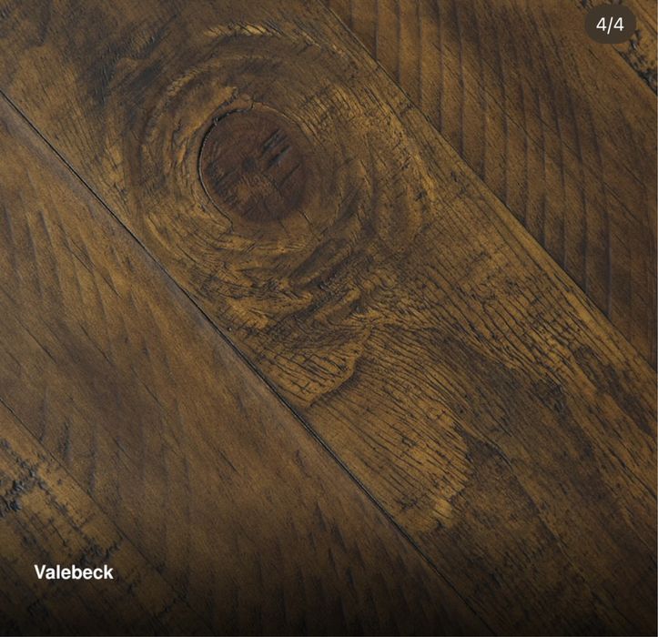 Стол барный  и стулья барный