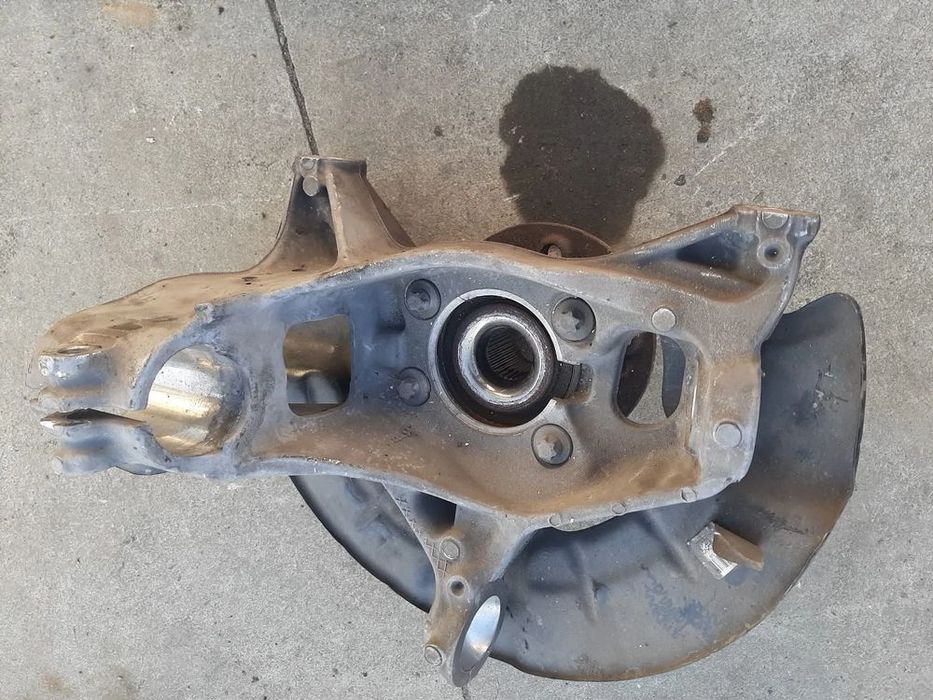 fuzeta stanga fata 2.0 b mercedes a-class w177  1773321300