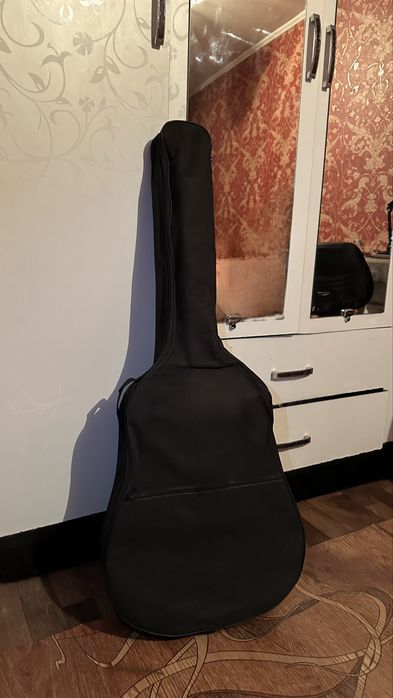 Гитара Yamaha F310 с чехлом