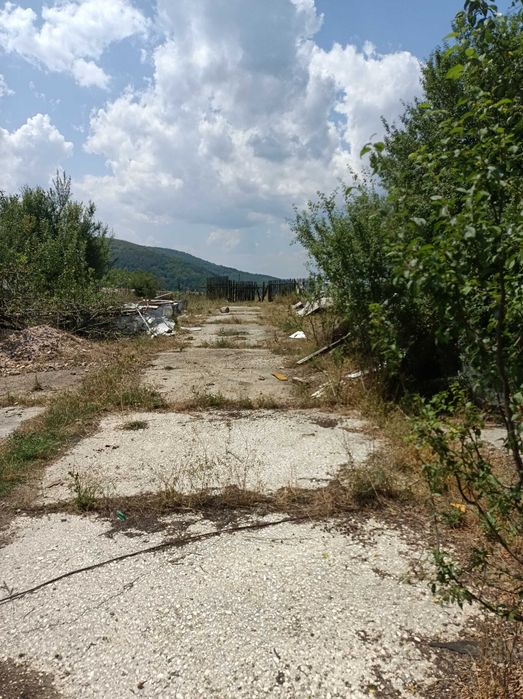 Отдава се под наем оборудвана зайцеферма със 126 клетки