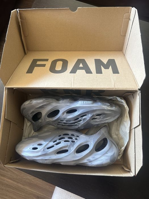Оригинални Yeezy Foam Runner