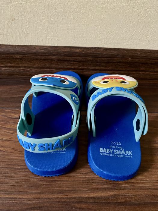 Детски чехли/сандали Baby Shark