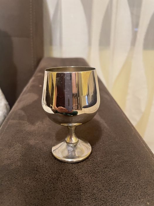 Старинни чаши и поднос