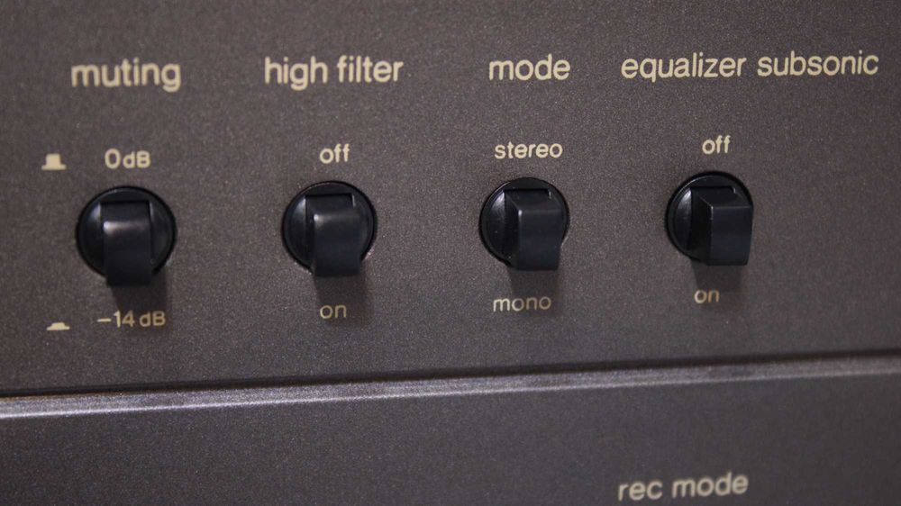 Amplificator/statie Technics SU-8080(dual mono).