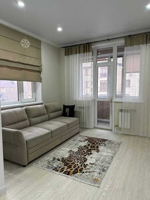 Продам однокомнатную квартиру в центре города