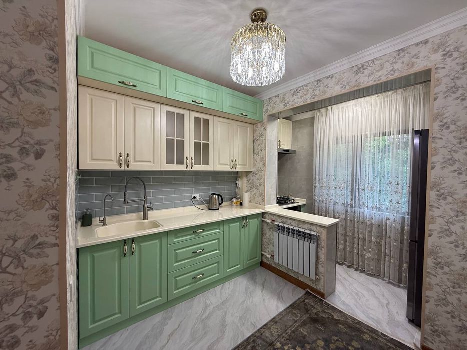 ЮНУСАБАД-3 КВАРТАЛ Универсам! 4х ком/2этаж/4 Качественный ремонт! 80м²